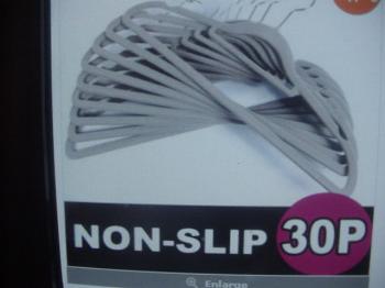 Photo of Hangers in Danweem.com