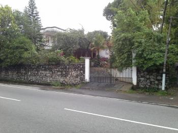 Photo of Kotte House For Sale Thalawathugoda Main Road in Danweem.com