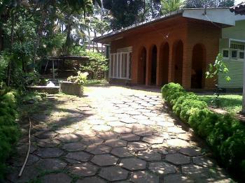 Photo of Repaired House In Panadura And Side Of The Galle Road in Danweem.com