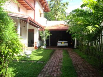 Photo of Near Parliament (kotte) For Sale in Danweem.com