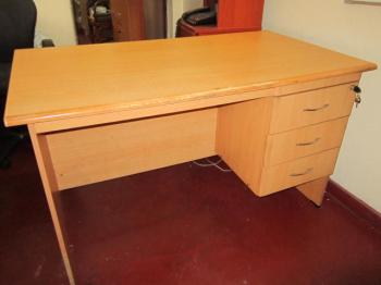 Photo of Table Low Price And Negotiable in Danweem.com