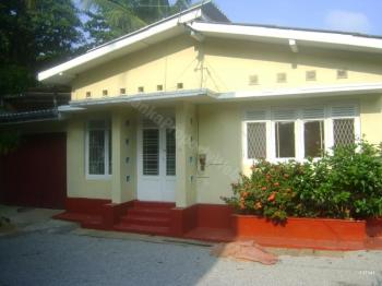 Photo of For Immediate  Sale In Mattakkuliya in Danweem.com